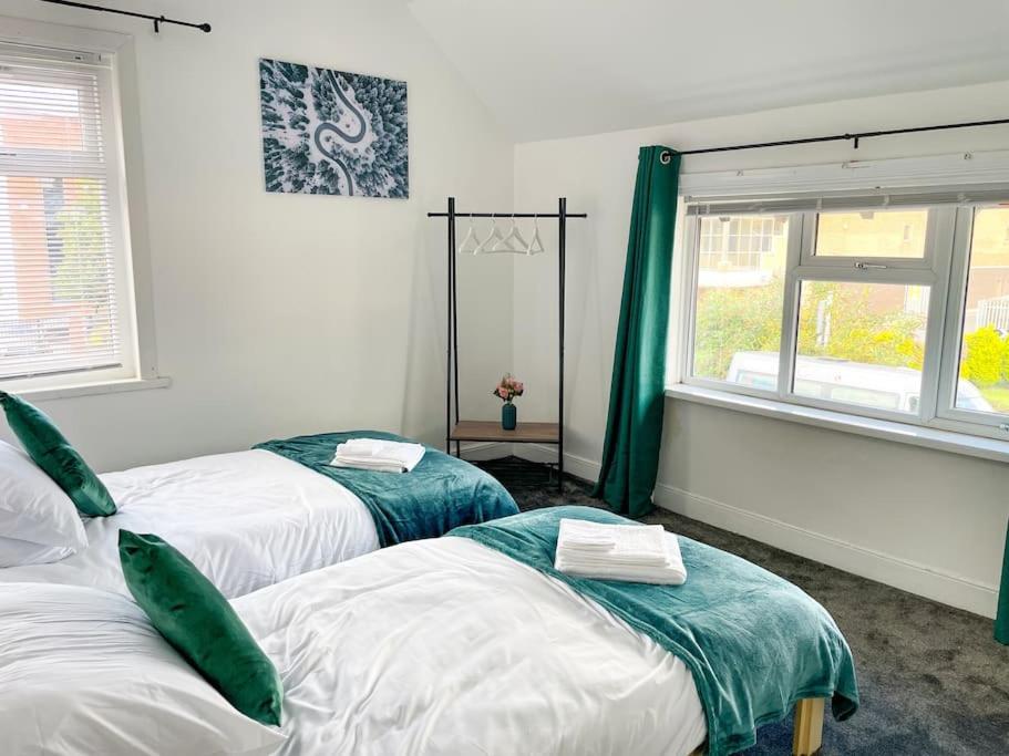 Perfect For Contractors & Families! 7 Beds Free Parking Lejlighed Birmingham Eksteriør billede