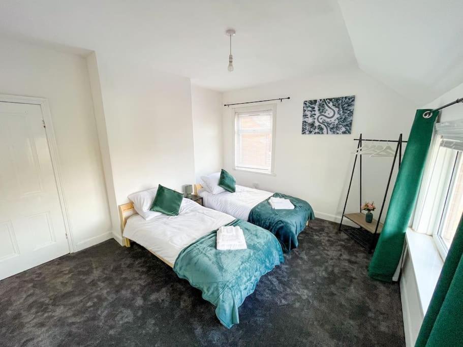 Perfect For Contractors & Families! 7 Beds Free Parking Lejlighed Birmingham Eksteriør billede