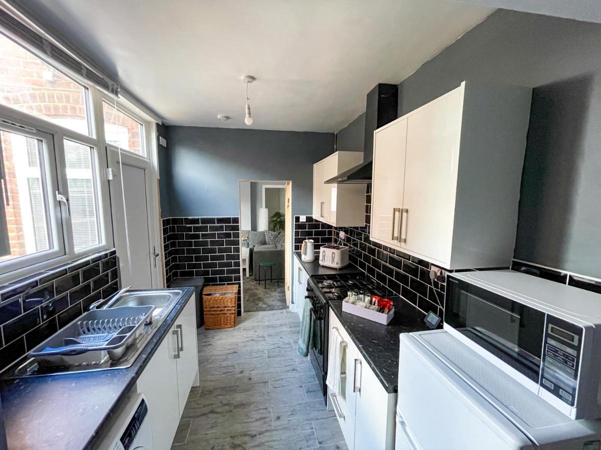 Perfect For Contractors & Families! 7 Beds Free Parking Lejlighed Birmingham Eksteriør billede